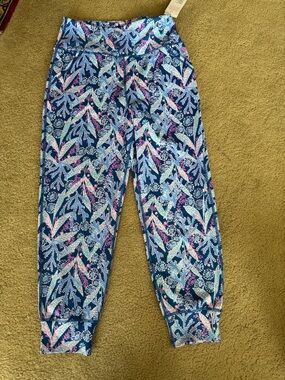 NWT Lilly Pulitzer Island High Rise Crop Jogger- M